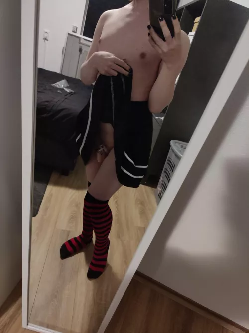 Almost 2 months HRT, still waiting for the boobs! by dalite_f