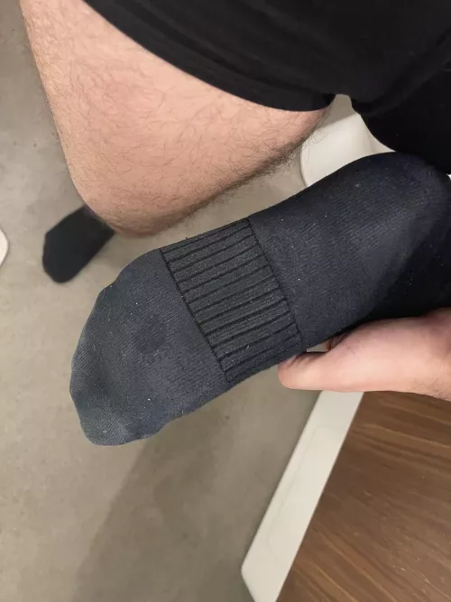 Almost a week…team fresh or smelly? by scmmua