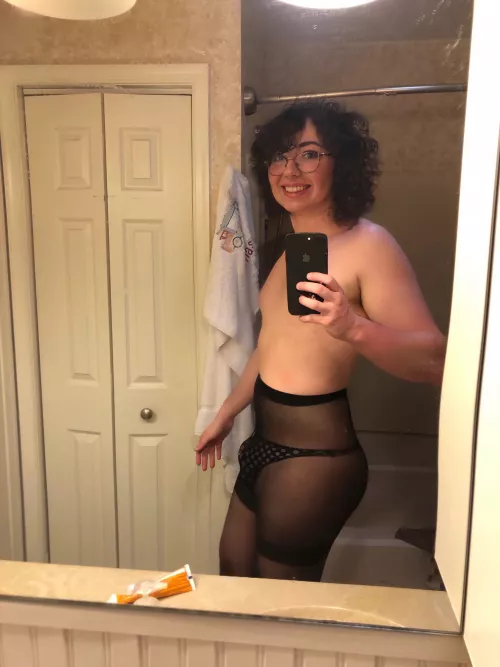 almost busting out by sissyserahhh