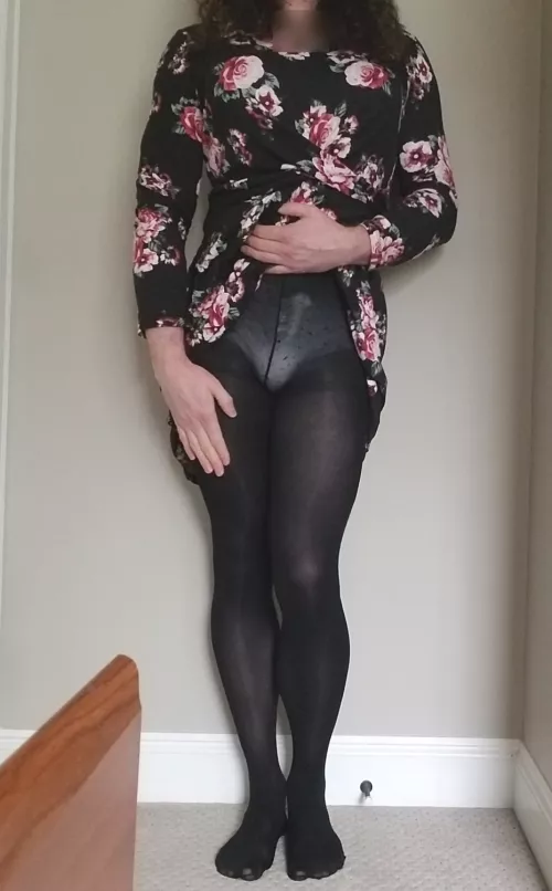 Almost ready to burst out 😲 by CDKrissy