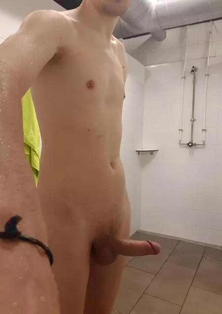 Alone in locker room :p by Jag-sex