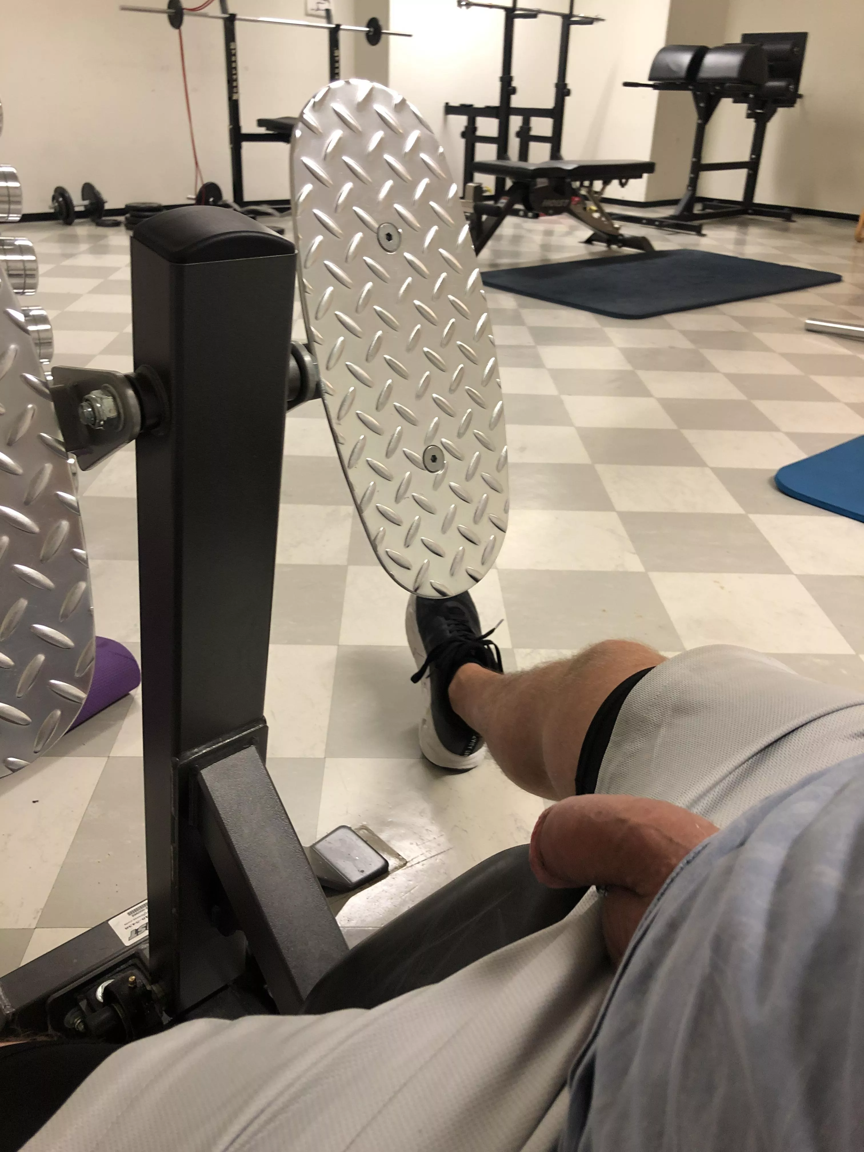 Alone 💪🏻 posted by K4081