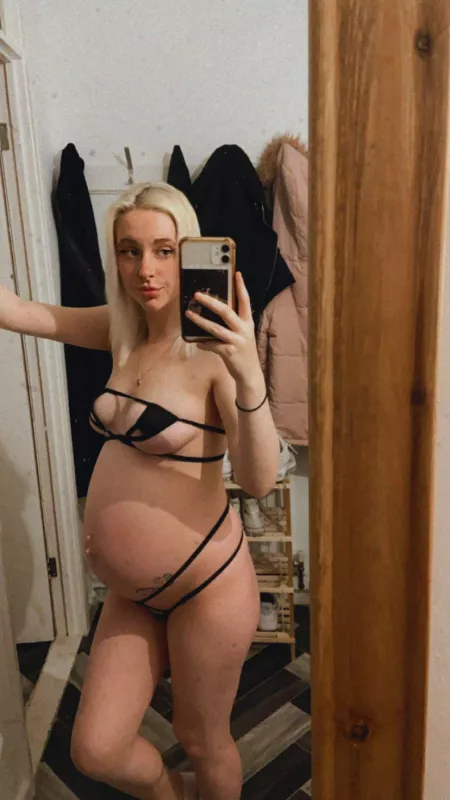 Already knocked up👅 by LillyHannah1999