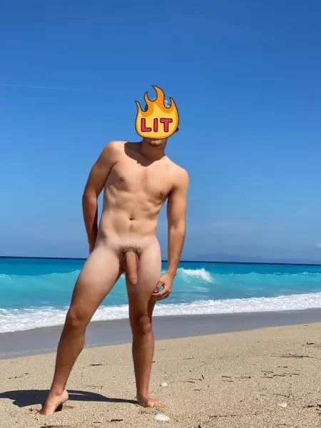 Already missing the beach 😫😫 by paulroyy331