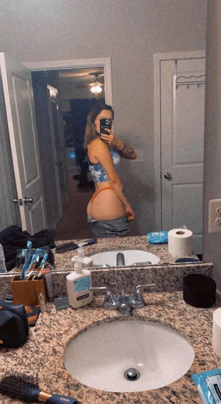 Alt 24 year old covered in tattoos and ready to play 😈 selling nudes and videos, sexting, sex tapes, dick ratings, gfe and more just Kik me 😘 ghost42922 by ghost4292