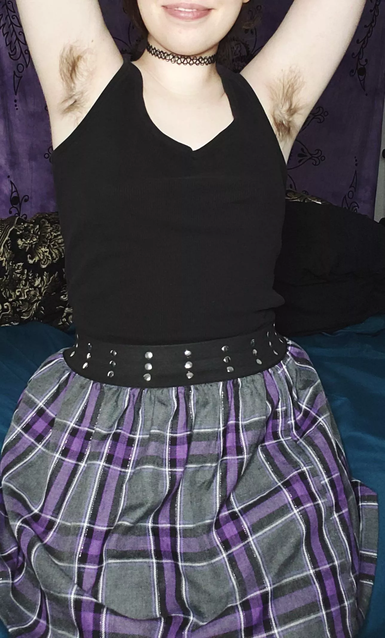 Alt and hairy ^_^ posted by quittheratrace420