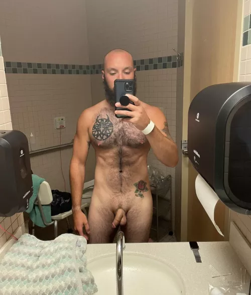 Although i am flaccid. The lighting was 💯 by kuzilla96