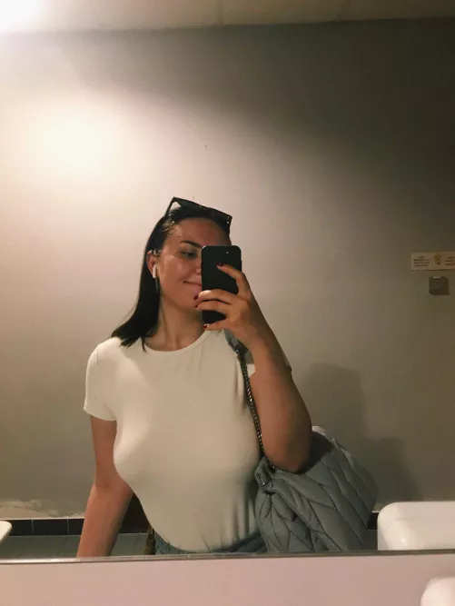 Always braless. by watchmesucceed