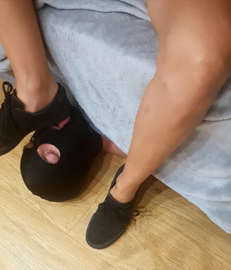 Always clean your shoes ! 😁 by frenchrosefeet