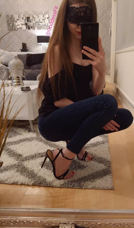 Always got my look on point 👠 by GoddessFK