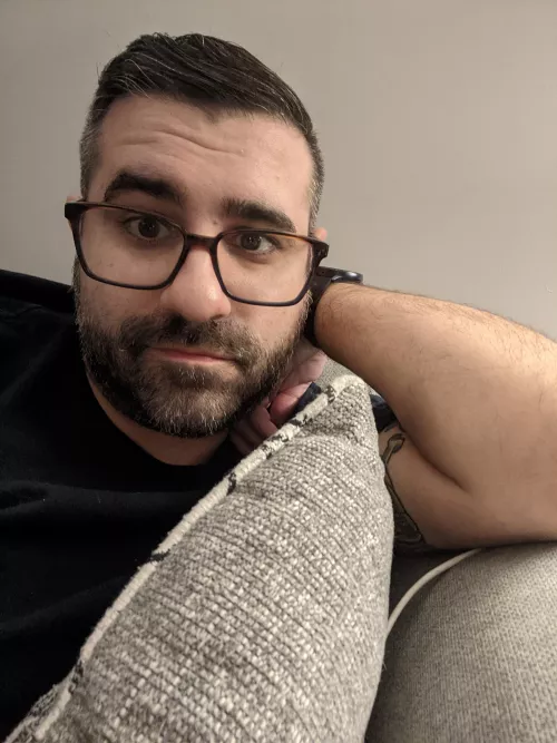 Always gotta show off a fresh cut. by GordieBourbon