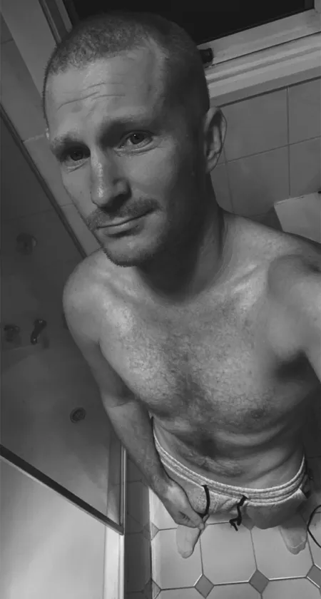 Always had a love hate relationship with my body stealing more towards hate the older I get by Pleasant_Meat7541