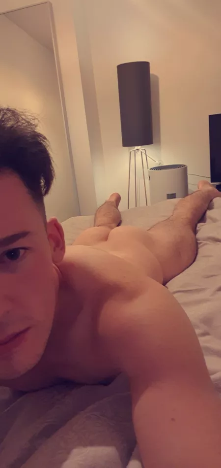 Always have my ass out 😝 by NSFW204