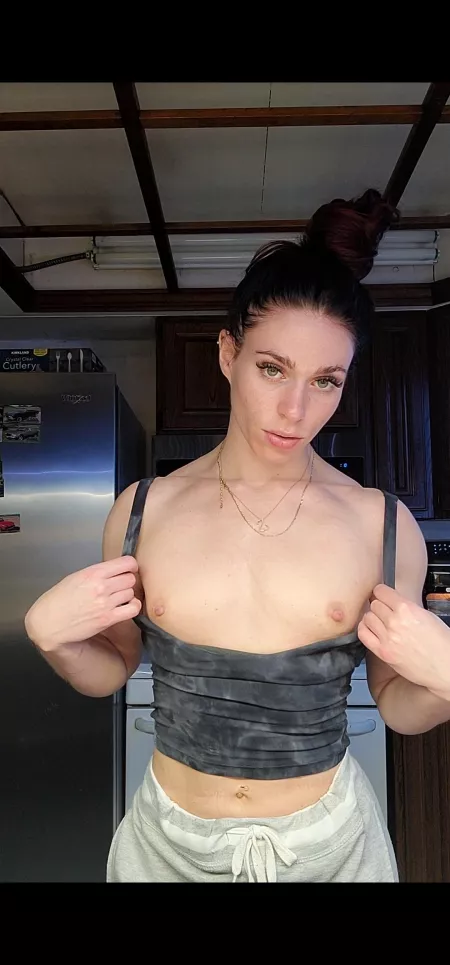 Always on ;) by maddieesx