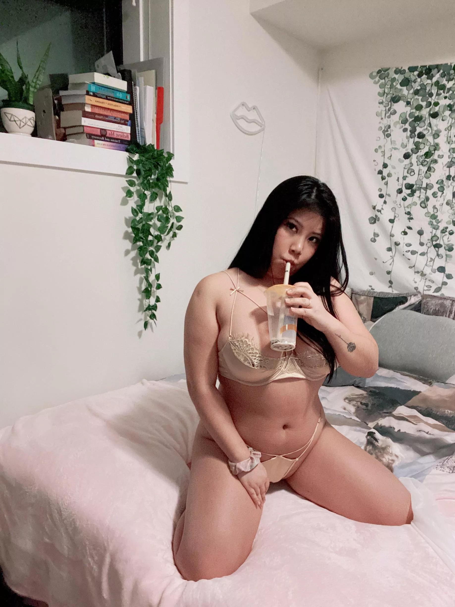 Always sippin on my boba💦 posted by B4babygirl