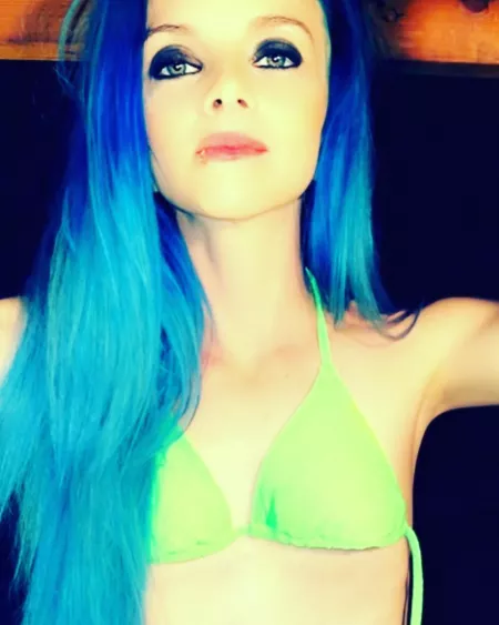 Always stoned by petitepixie1369