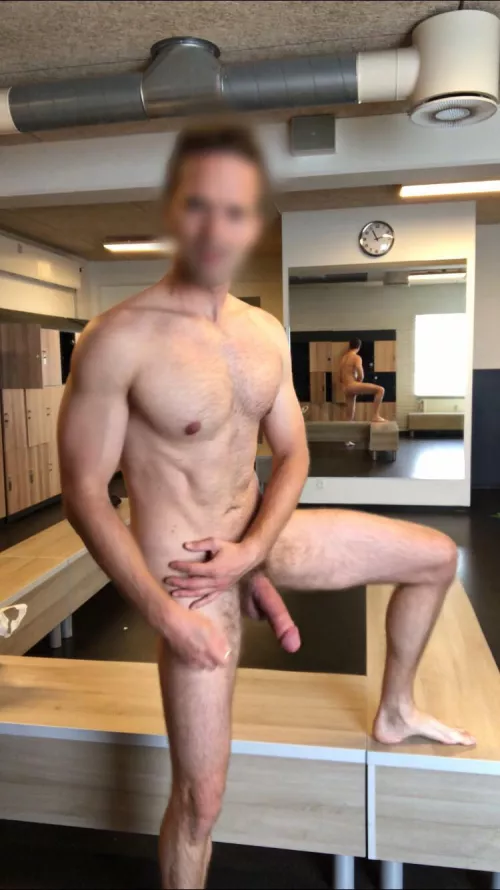 Always wanted to become a stripper. Hope it’s not too late. by dareit88