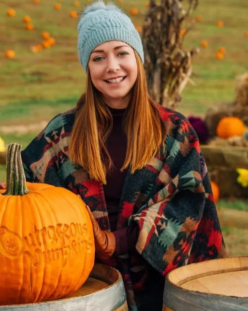 Alyson Hannigan by llamedos197