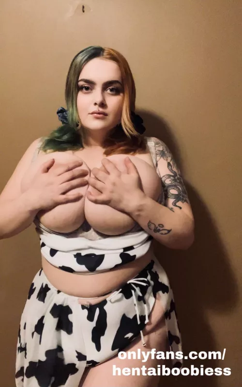 am i a good little cow, sir?🐮 by Crocanna