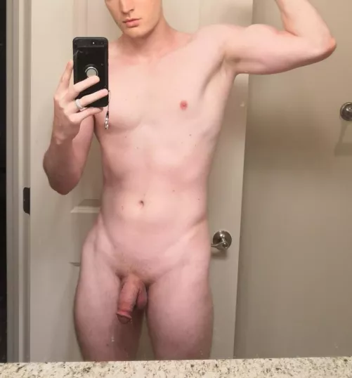 Am I a ladyboner? by Civil_Conversation15