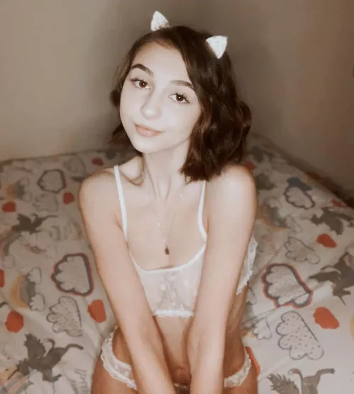 Am I adorable enough? by Sylksmooth