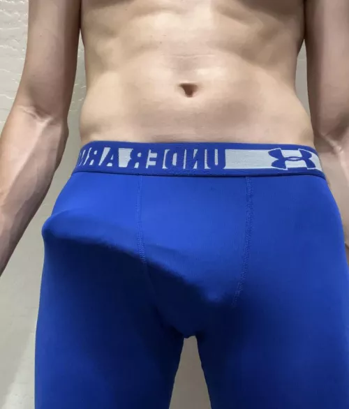 Am I big? by nico_bigdick