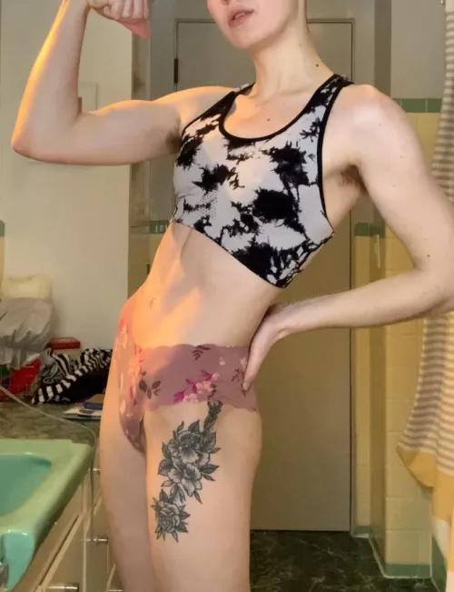 Am I boi enough for your liking? We might arm wrestle if you don’t think so… by kittensnropes