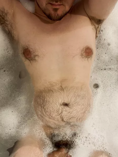 Am I cubby enough for here? by pulsatio