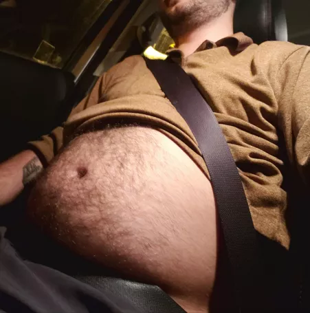 Am I cultivating mass? 😅 by bulkingcub