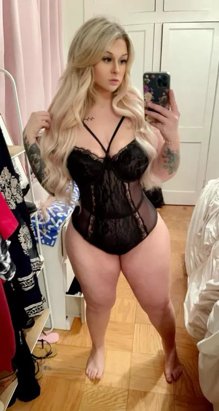 Am I curvy enough to creampie? by crystalmethxo