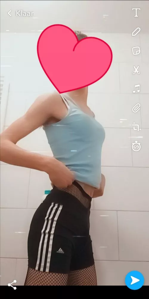 Am I cute? by Automatic-Comfort-38