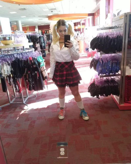 Am I cute? by cinnibunbaby