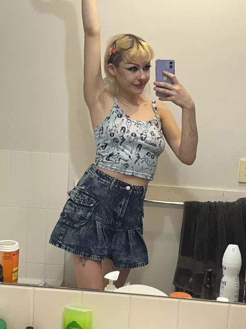 am i cute enough for you to taste my smelly armpit? ;) by UnderstandingNew976