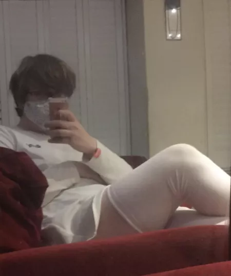 Am I cute enough to post here? by Pebbles2002