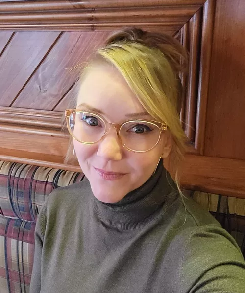 Am I cute in glasses? [F48] by Crystal_Sunshine_