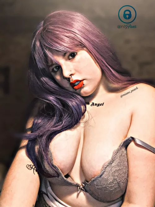 Am I cute ? 🌸 by Misses_Peachy