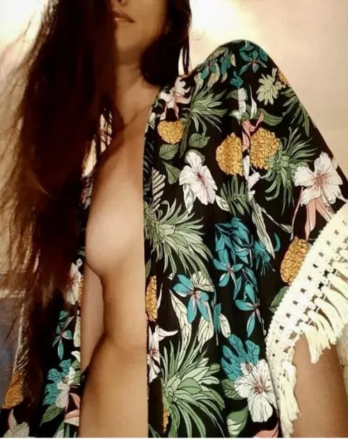 Am I desirable !? [F] by Comfortable_Tough_52