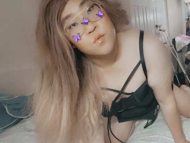 Am I doing good in my feminization daddy? 👗 💅🏻 by Sissyprincess92