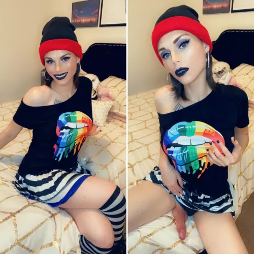 Am I doing the whole kawaii-little-switch-goth-girlfriend-analslut-Imeanwhat-next-door thing right? by Zexion1337