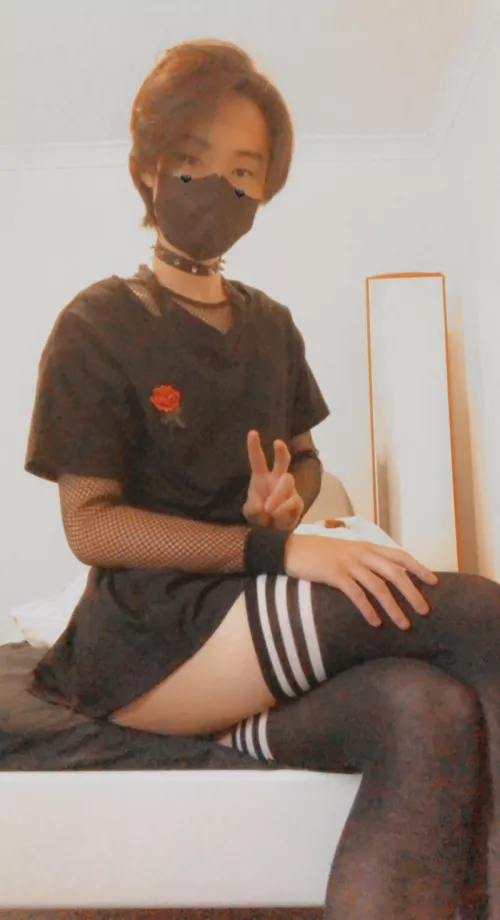 Am I girlfriend material by Eboygirlboy