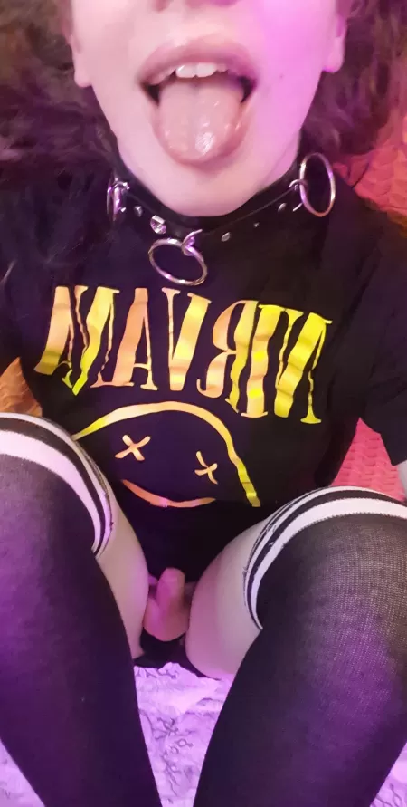 Am I hotter than ur gf? by waitnonotlikethat