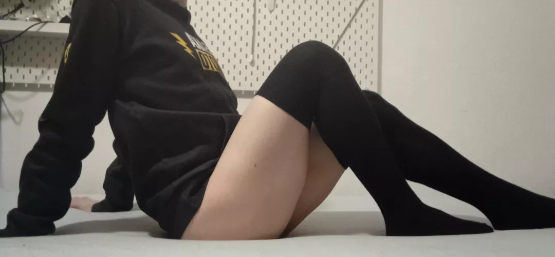 am I looking cute? (my phone still shit, sry) by Kira_Katsumi