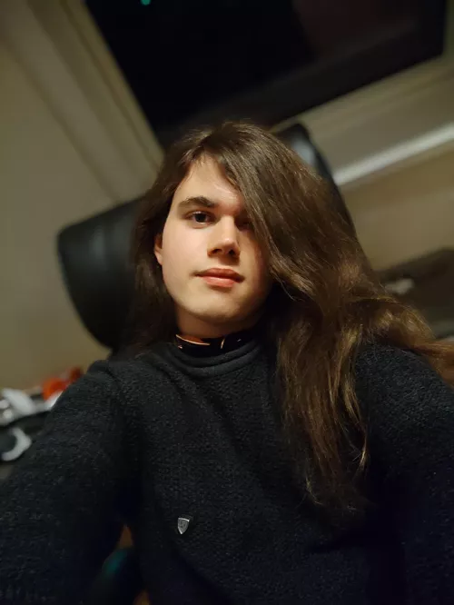 Am I pretty enough?~ by Sleepyboiouwu