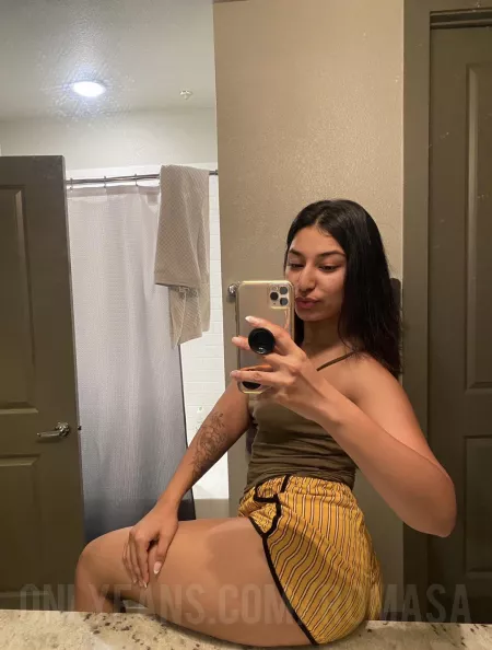 Am I sexy? by ROLIKEZRO