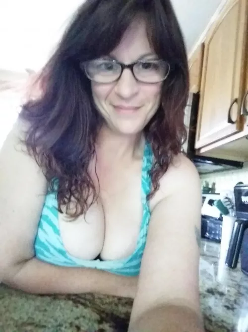 Am I still (f)uckable. by belladonnaforu