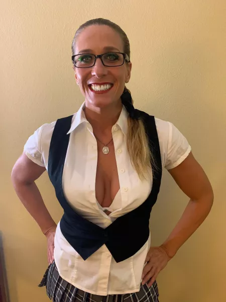 Am I to nerdy for you? by Sunnieryder