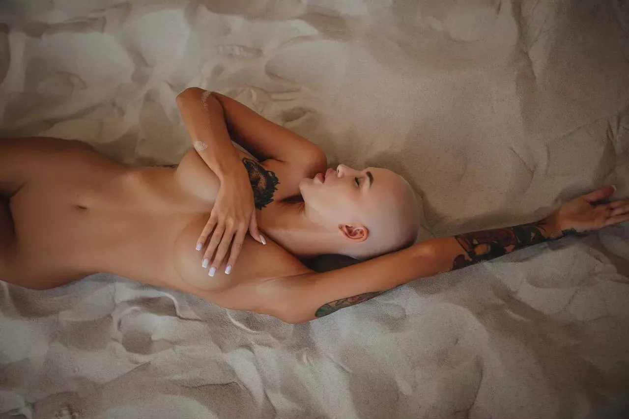 Am I too chubby? posted by MrLunar__