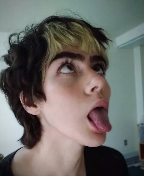 Am I waiting for cum or waiting for you to sit down? by pixyprince