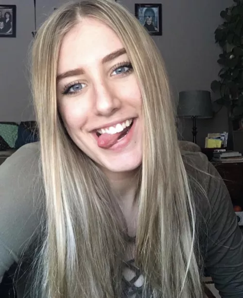 Am I wrong for having a crush on my best friends girlfriend? Kik cjn0023 what I should do? by Rich-Advertising-394