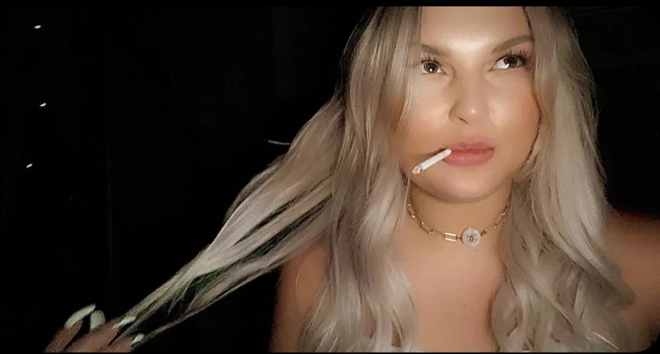 am i your favorite smoker? by joopeach